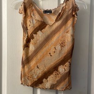 Bebe shortsleeved ruffle hem sheer lightweight v-neck watercolor top size medium